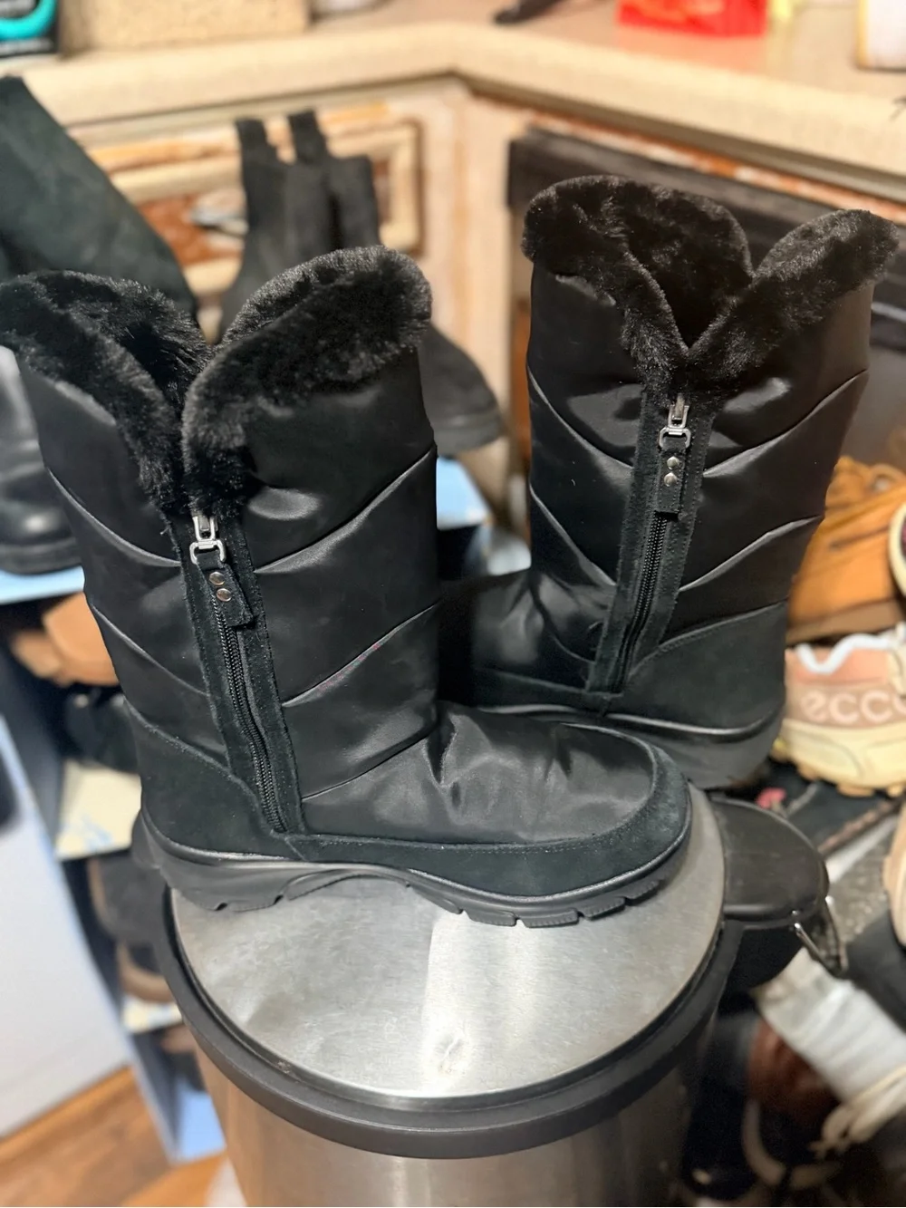 La Canadienne Women’s 8 Black Leather Suede Fur Cuff Winter Boots Made Canada