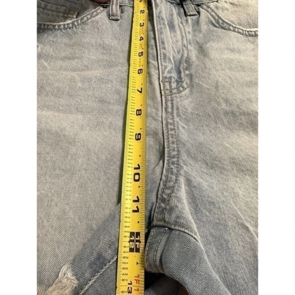 YMI Junior Distressed Shorts Size 11/ 30 Denim Light‎ Wash Dream Collection #864