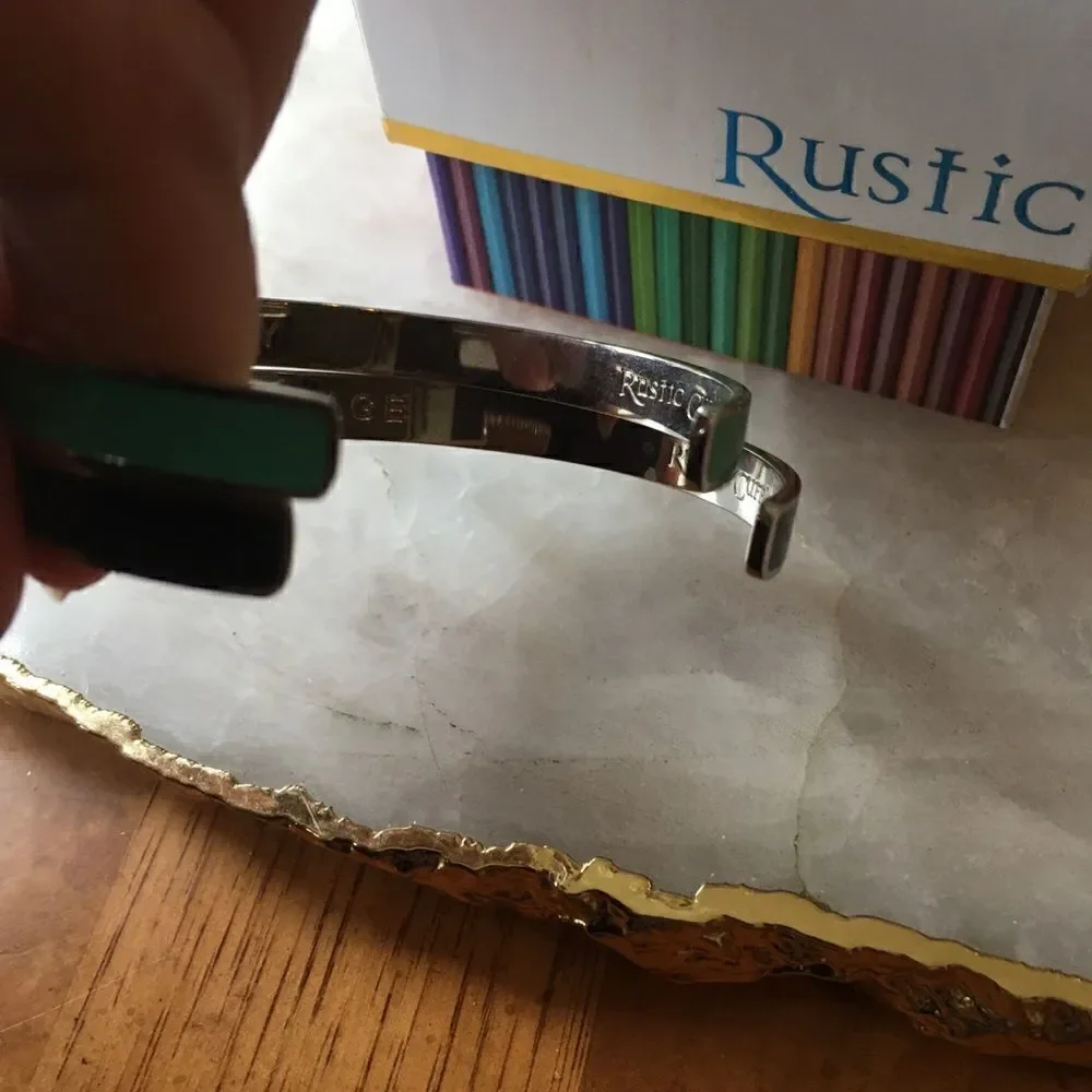 RUSTIC CUFF Regifters