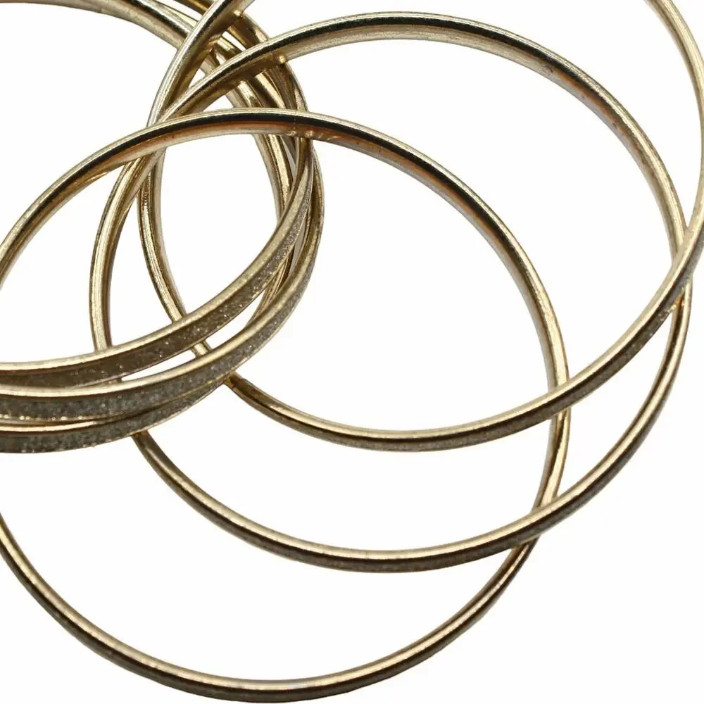 Vintage interlocking bangle