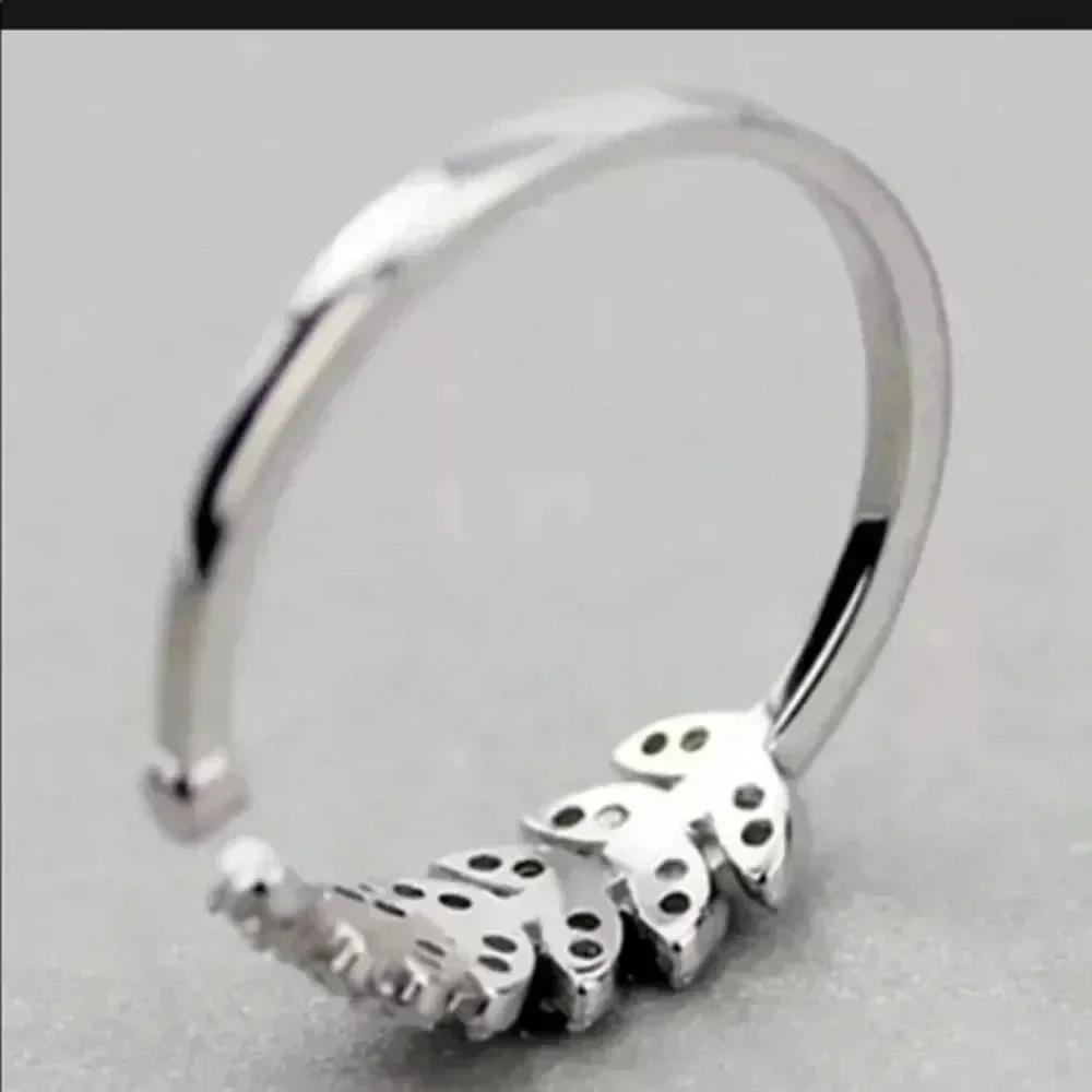 Mama Bling easily adjustable