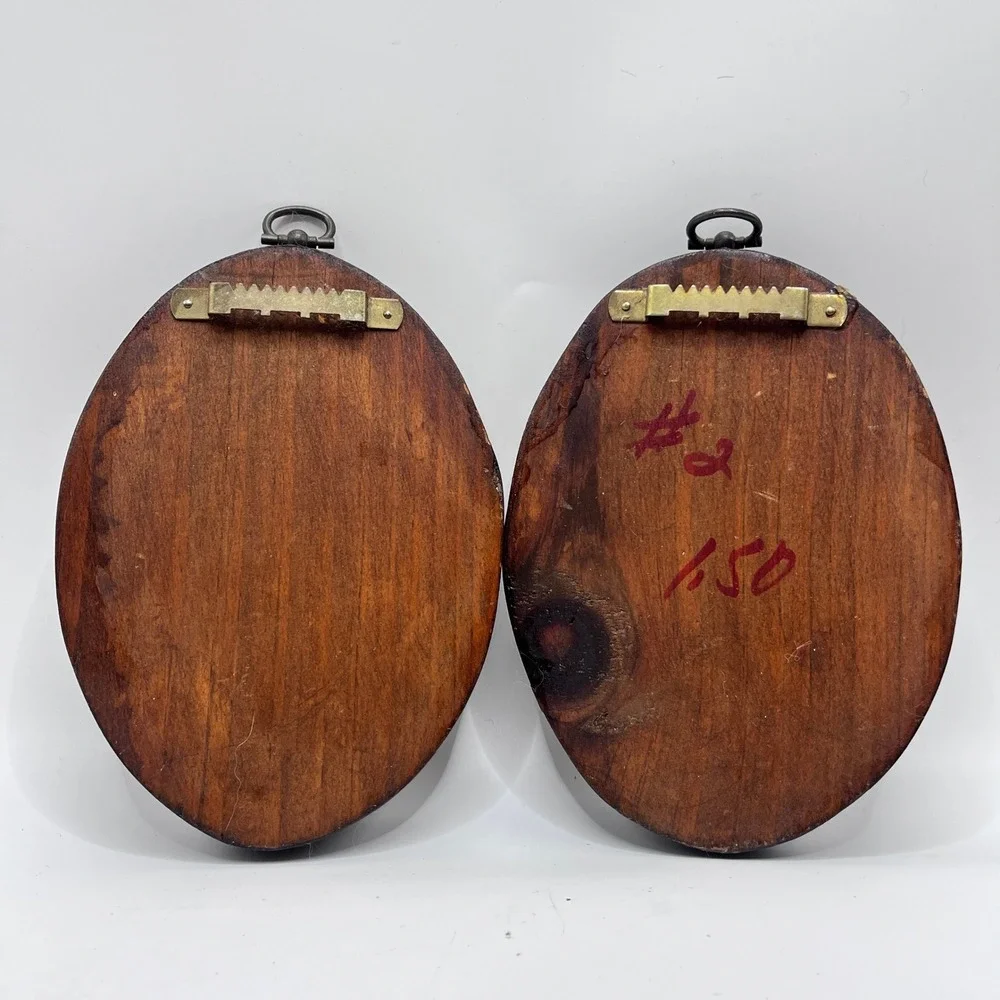 N/A these hangers plaques