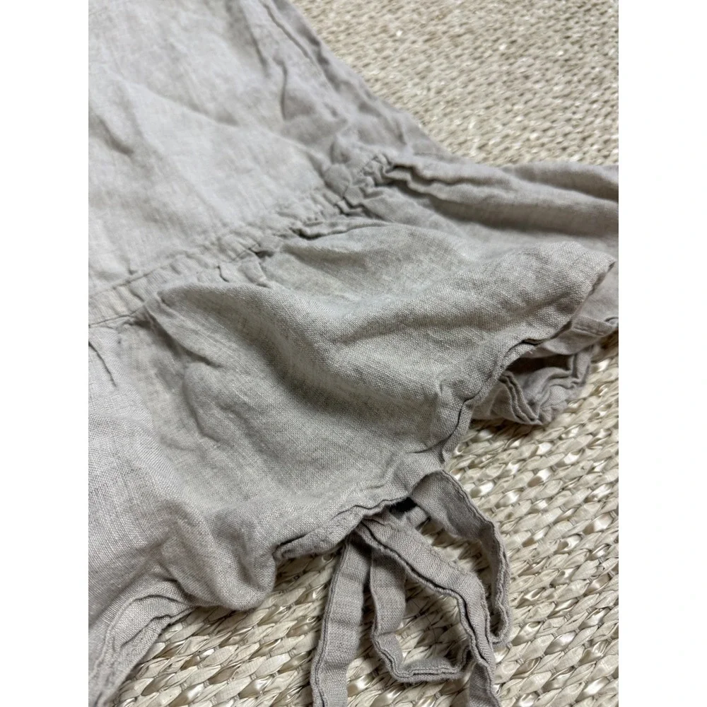 N/A linen ruffle