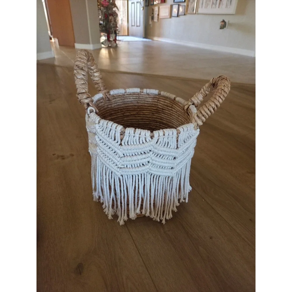 The Unbranded Brand charming woven