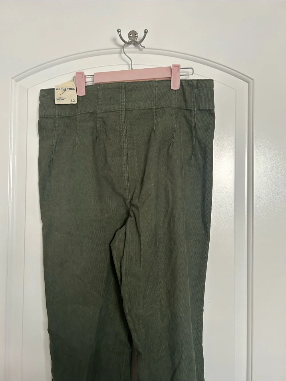 Free People Corduroy Jayde Flare Leg Pants Size 32 NWT Green Chic Retro 70s boho