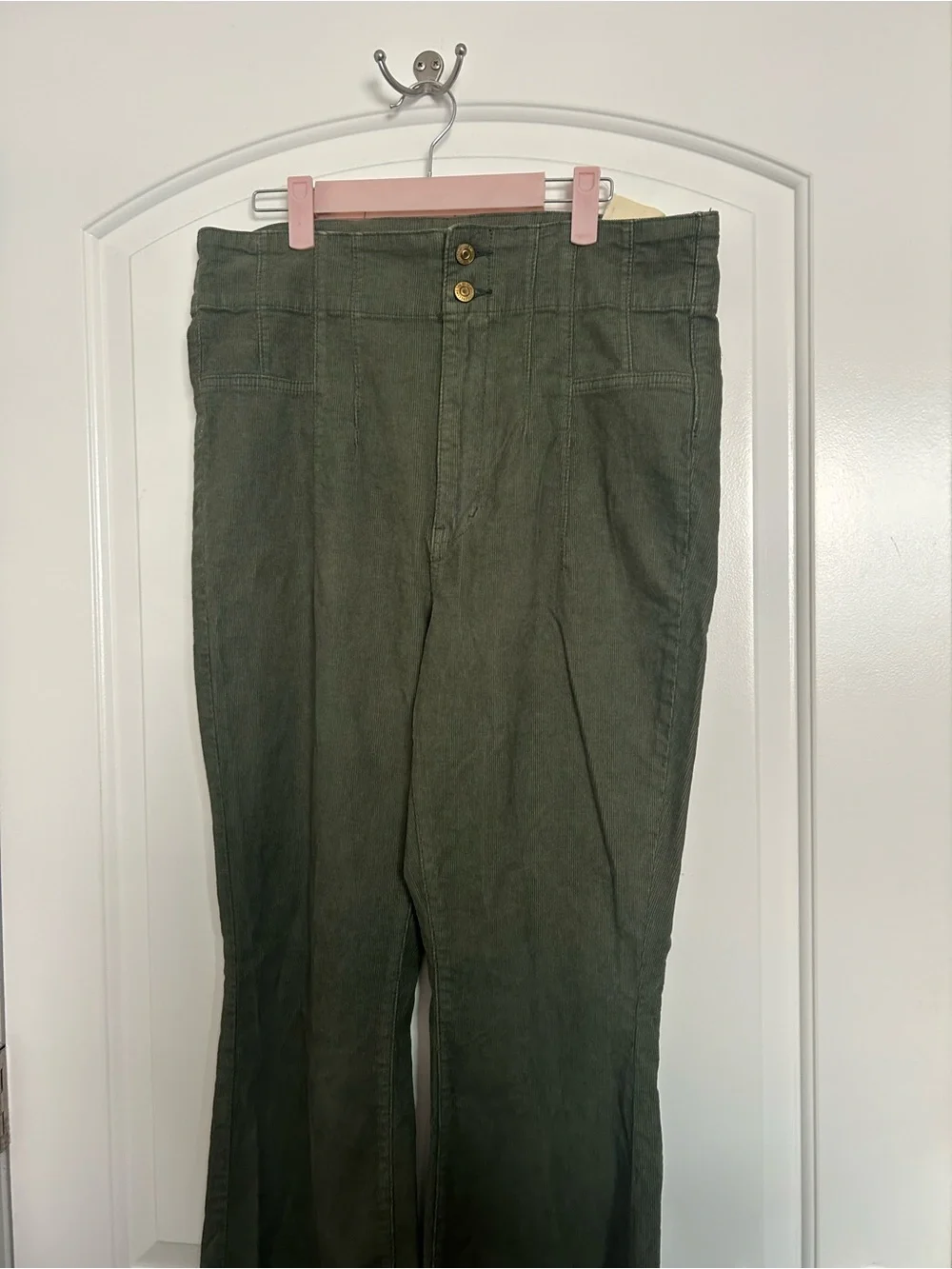 Free People Corduroy Jayde Flare Leg Pants Size 32 NWT Green Chic Retro 70s boho
