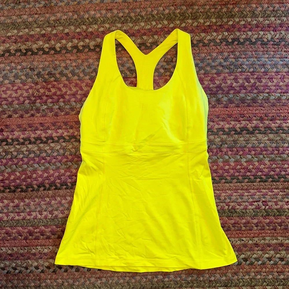 LULULEMON BRIGHT YELLOW ATHLETIC TANK WORK OUT TENNIS GOLF PICKLEBALL WAIST