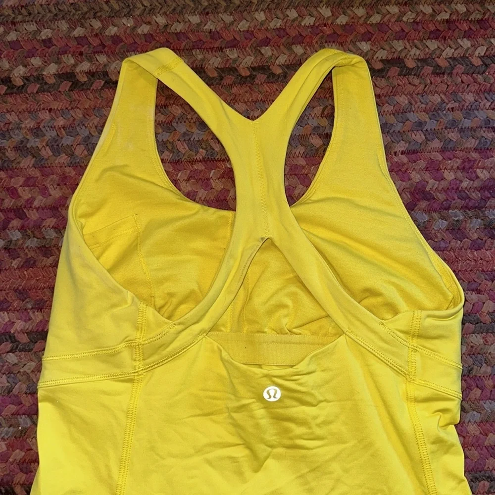 LULULEMON BRIGHT YELLOW ATHLETIC TANK WORK OUT TENNIS GOLF PICKLEBALL WAIST