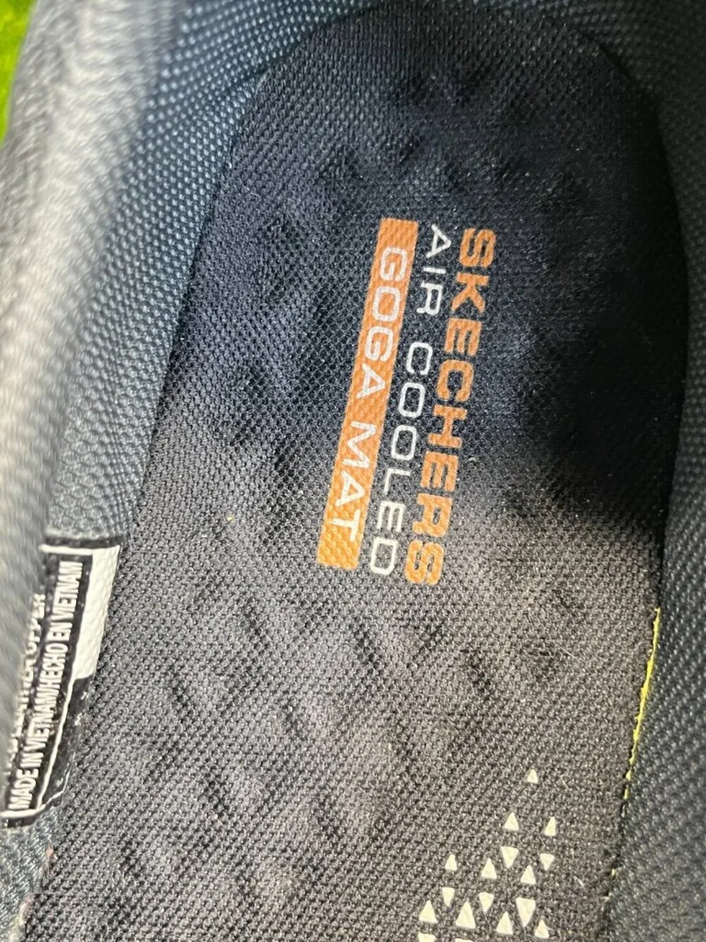 Skechers please review
