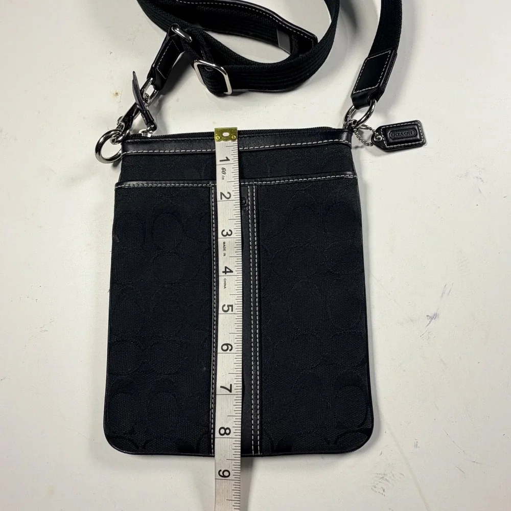Coach‎ Signature C Black Canvas Leather Trim Crossbody Bag Purse Swingpack Retro