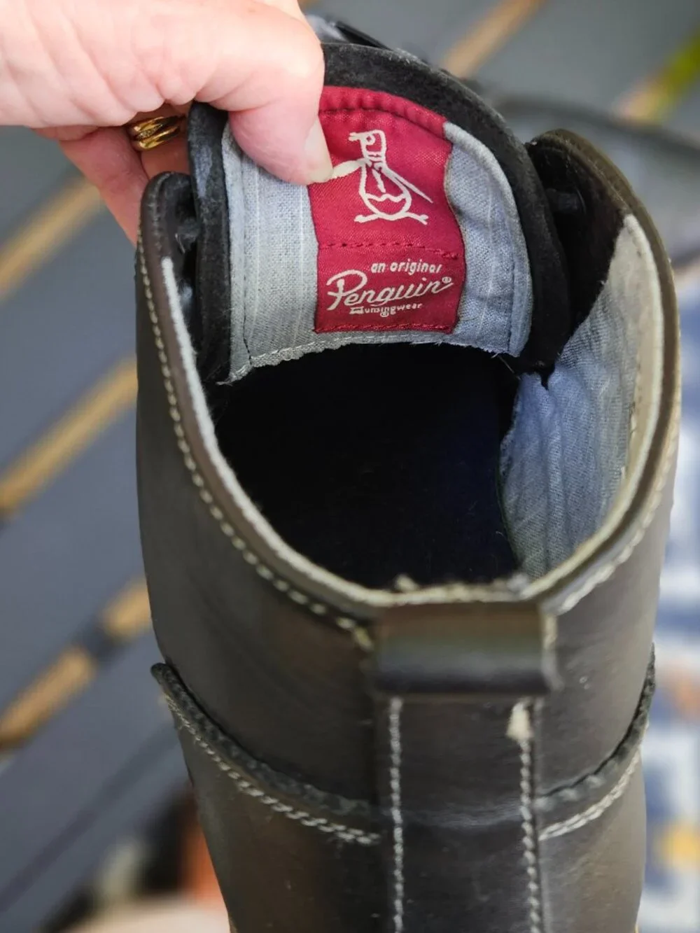Original Penguin stunning chukkas