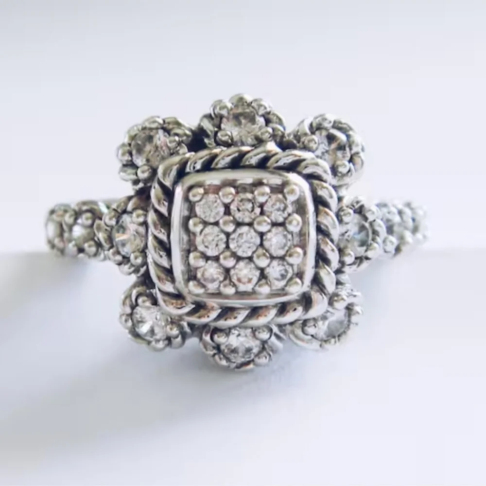 Judith Ripka beautiful silver