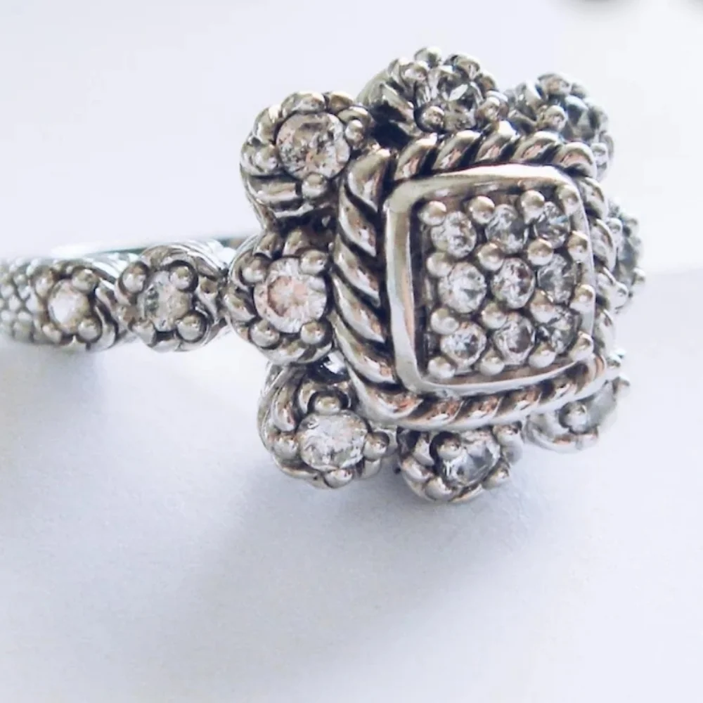 Judith Ripka beautiful silver