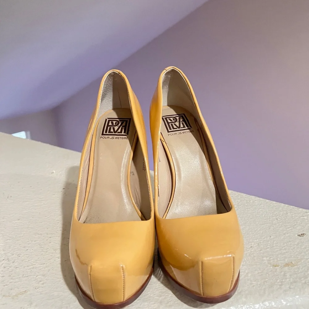 POUR LA VICTOIRE GENUINE PATENT‎ LEATHER Nude Irina Platform Pump Shoes 7.5