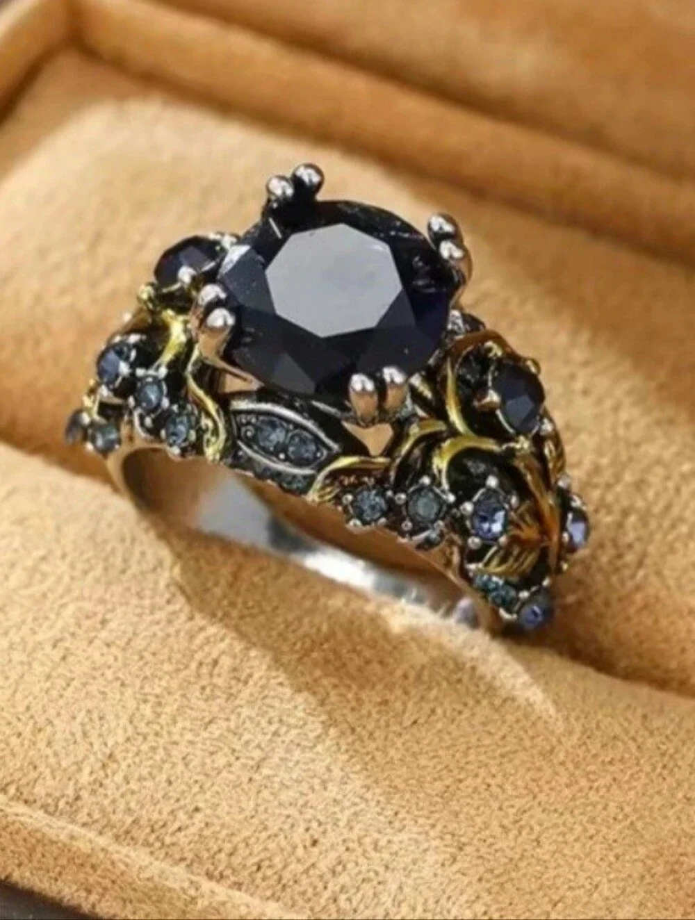 Beautiful Topaz Gold Leaf Ring Gothic Nature Inspired Engagement Wedding 6