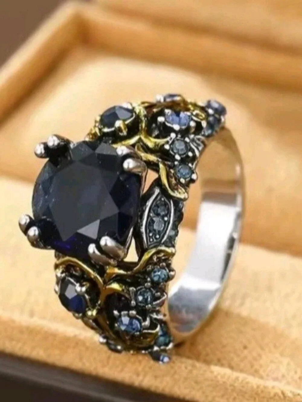 Beautiful Topaz Gold Leaf Ring Gothic Nature Inspired Engagement Wedding 6