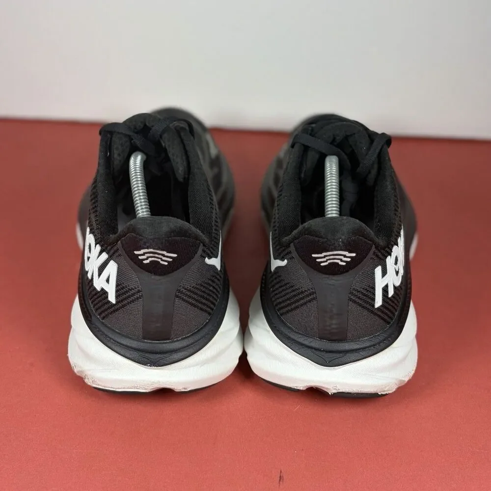 Hoka One One all our