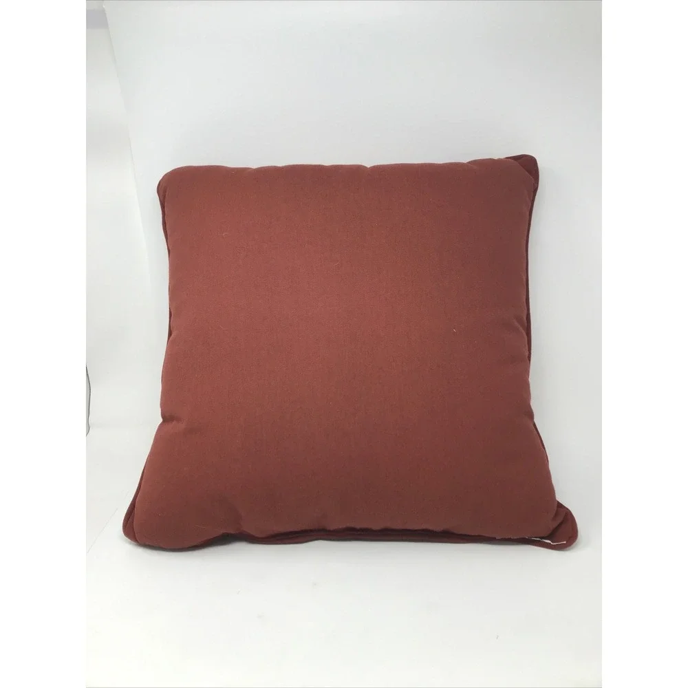 Unbranded outdoor accent
