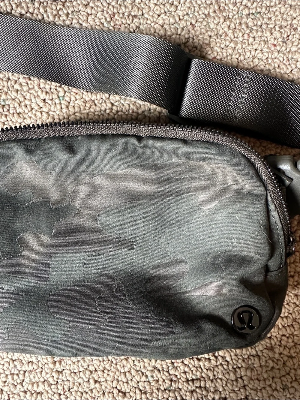 lululemon athletica used good