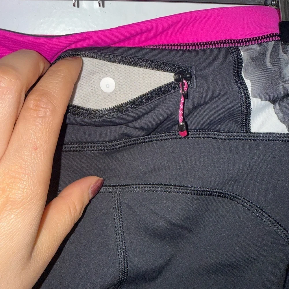 lululemon athletica excellent size