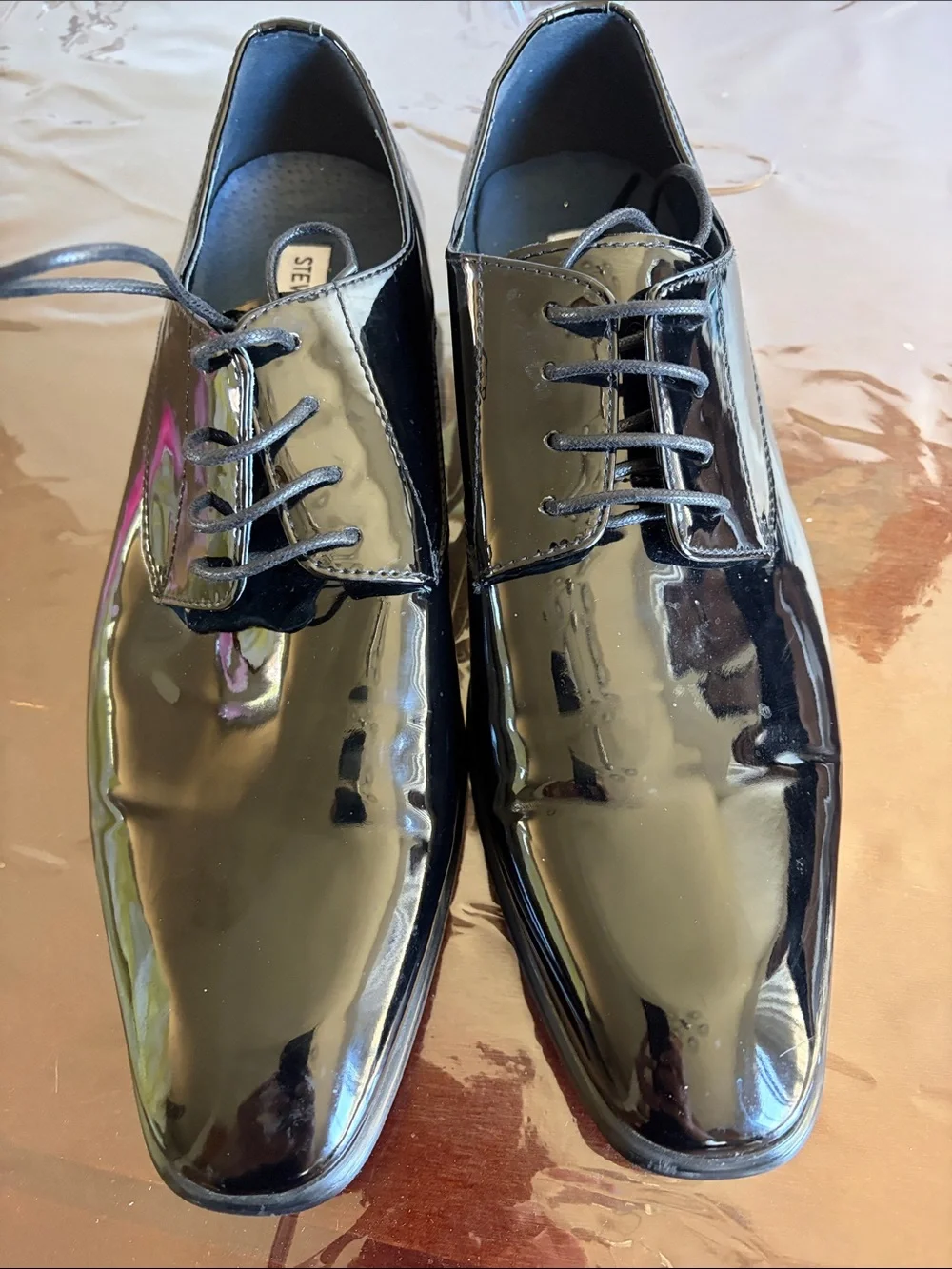 Steve Madden shiny patent