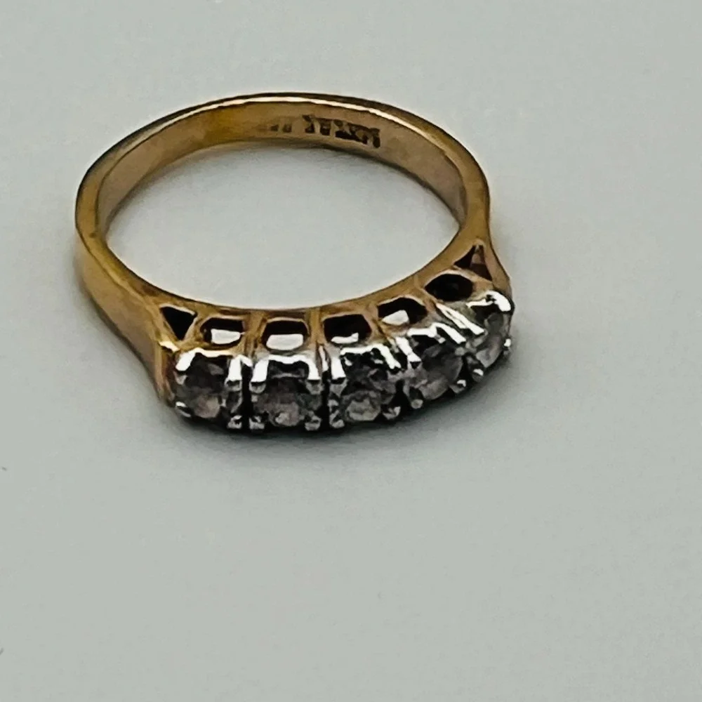 N/A gold tone