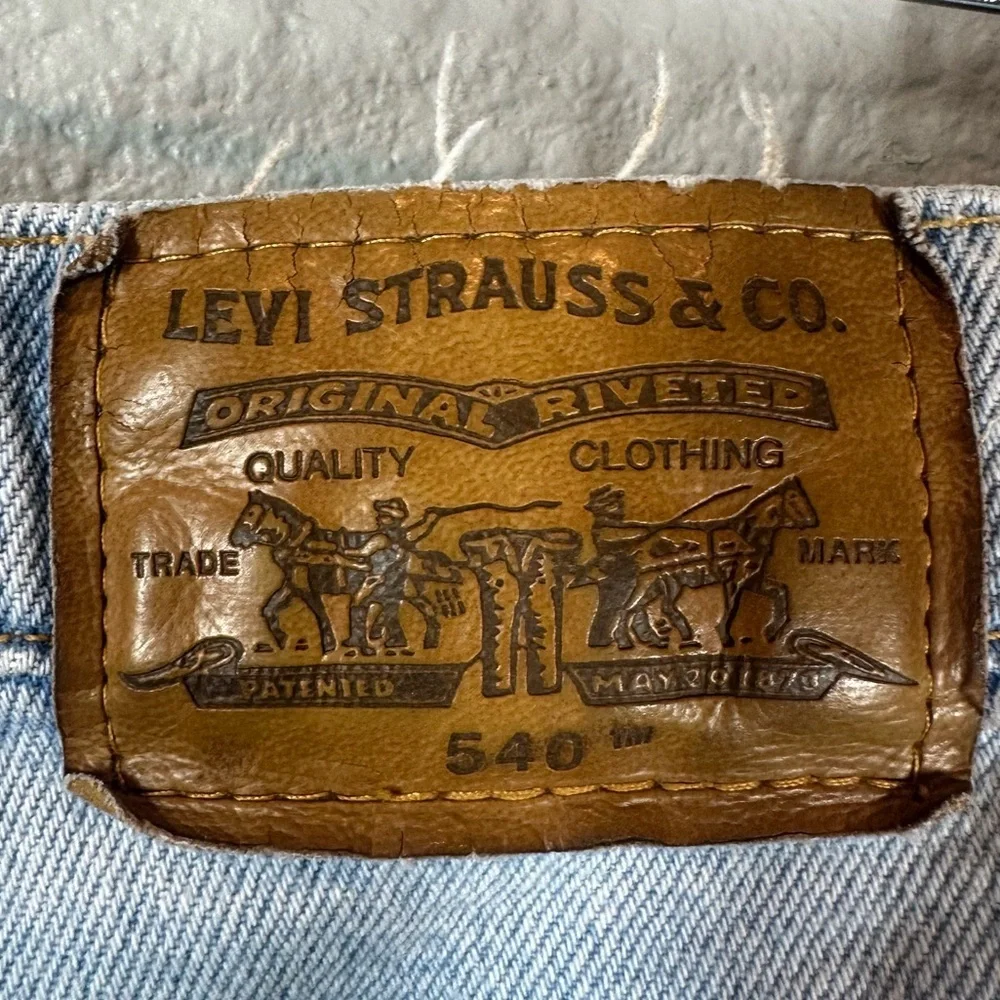 Levis rise fast pre
