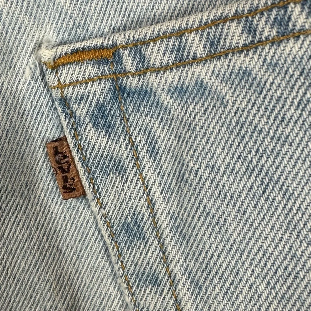 Levis owned smoke
