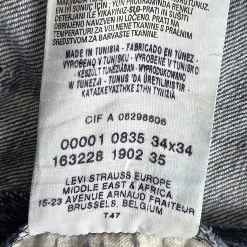 Levis 13222 important