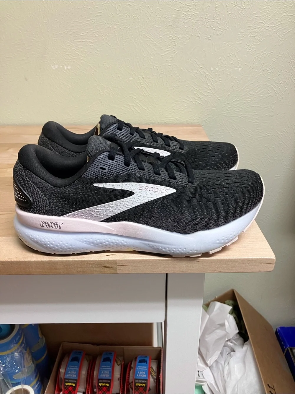 Brooks women’s Ghost 16