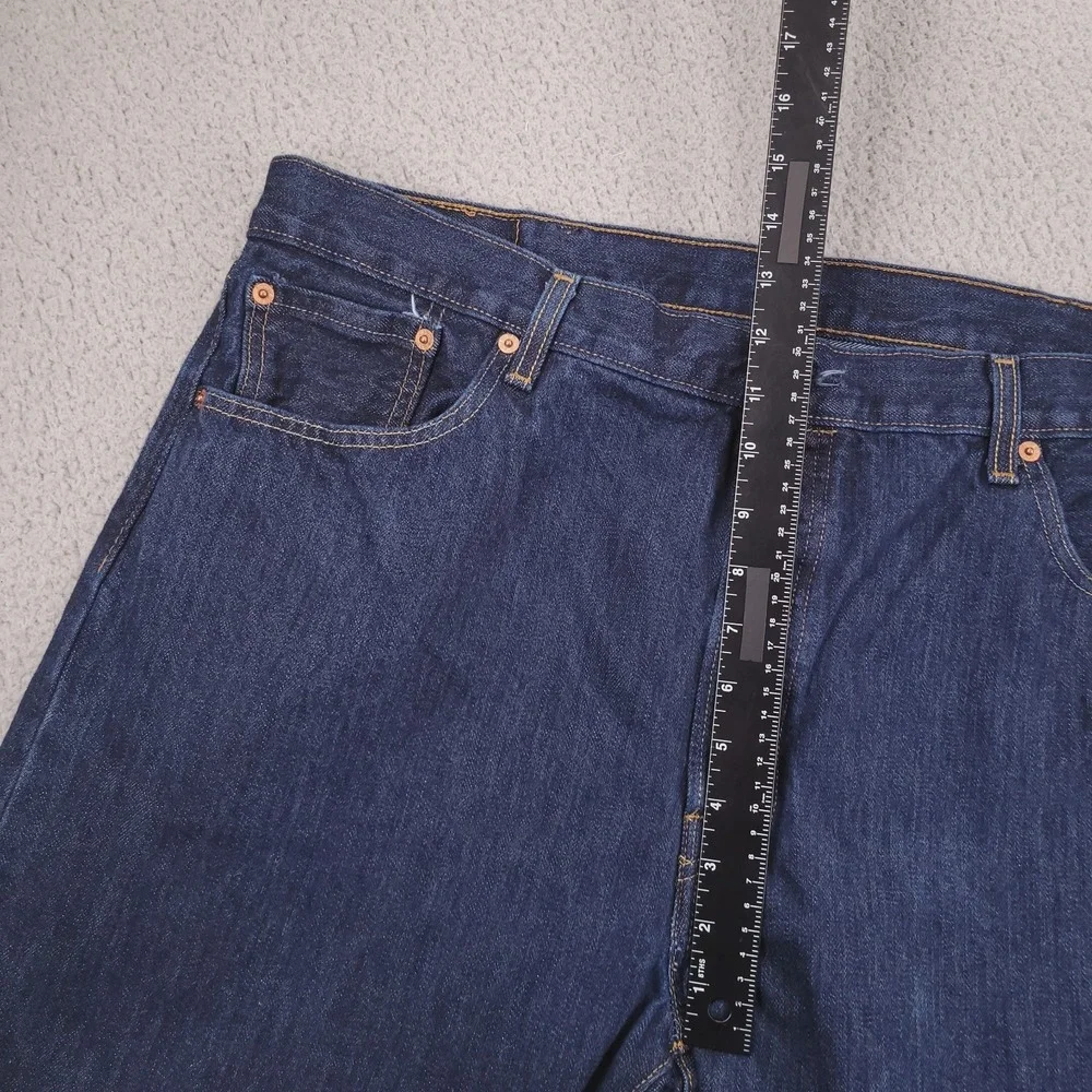 LEVIS 501 Jeans Mens Size 40x30 Classic Fit Straight Button Fly Dark Wash Denim