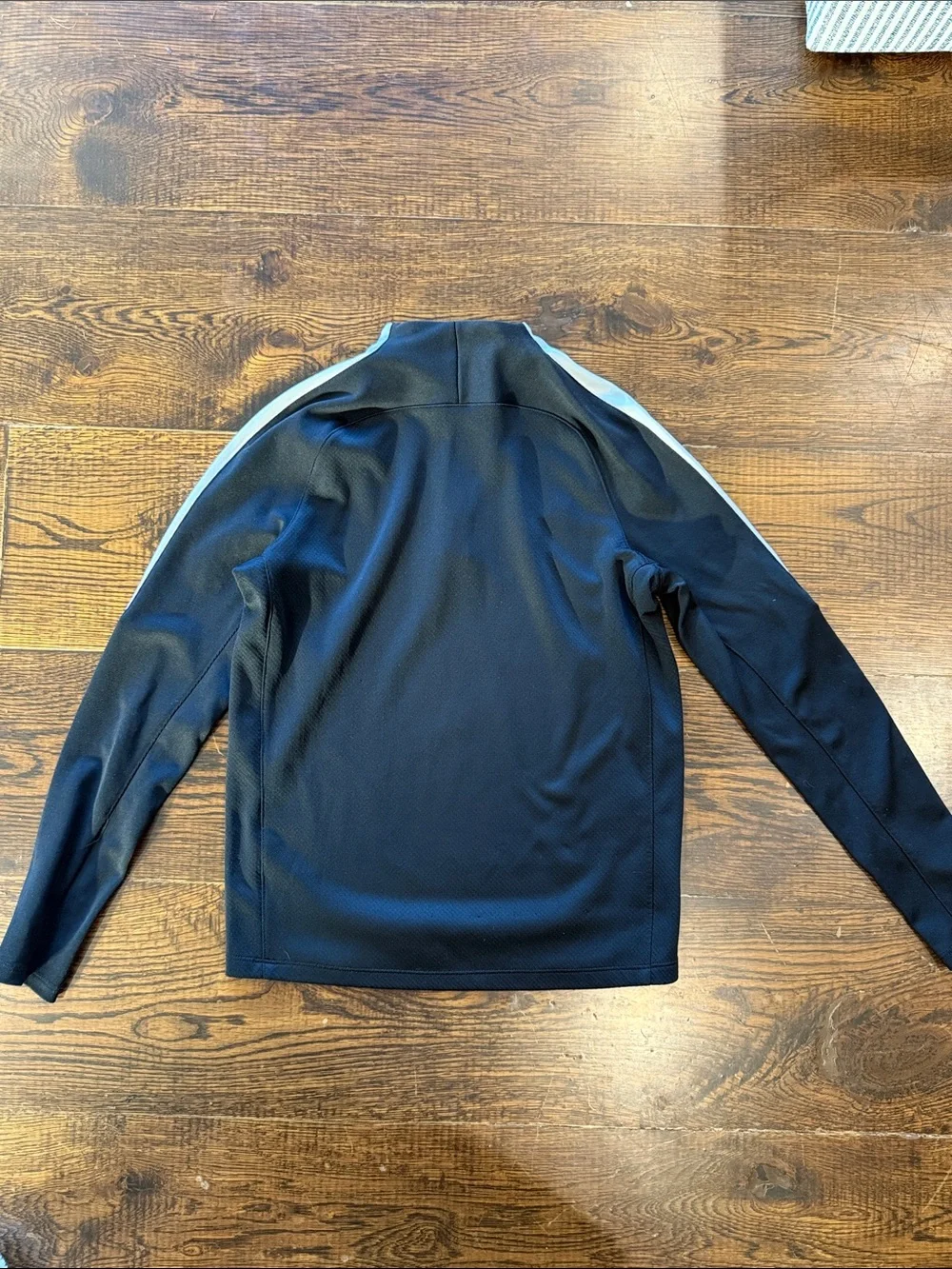 Nike half fabric chest