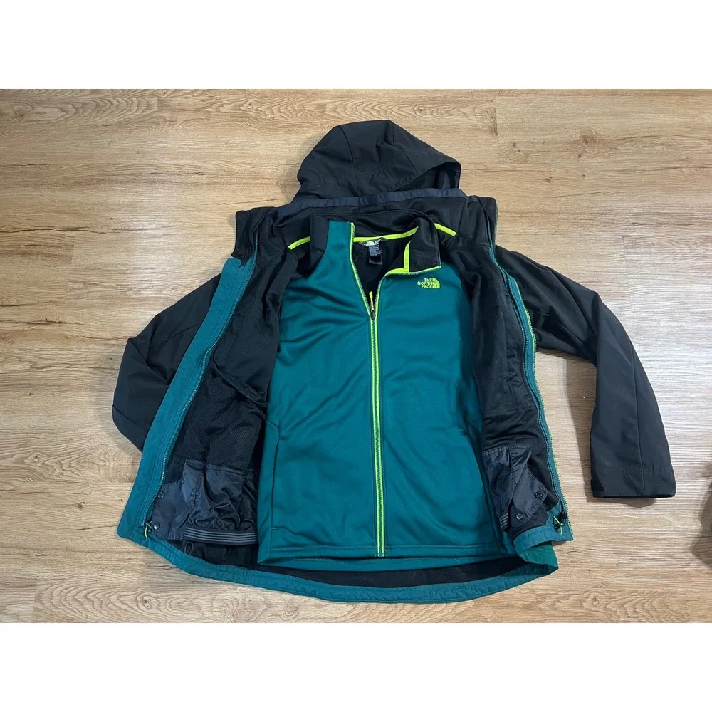The North Face Mens Triclimate 3-in-1 Jacket Teal Black Fleece Liner M M/M