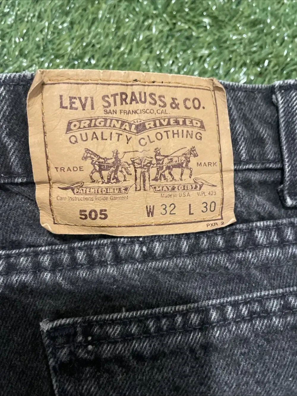 Vintage 90s Levis 505 Orange Tab Black Jeans Made In USA 32x30 Faded Charcoal