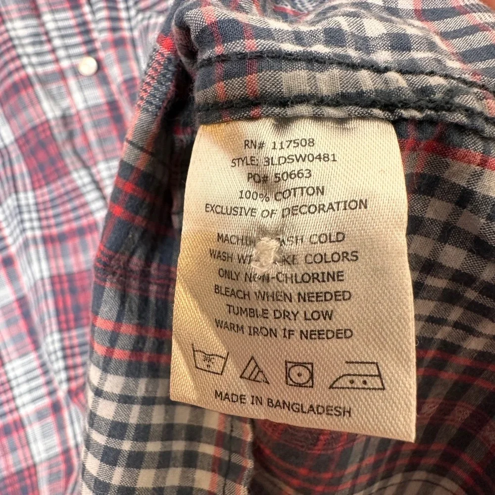 Levis measurements pit