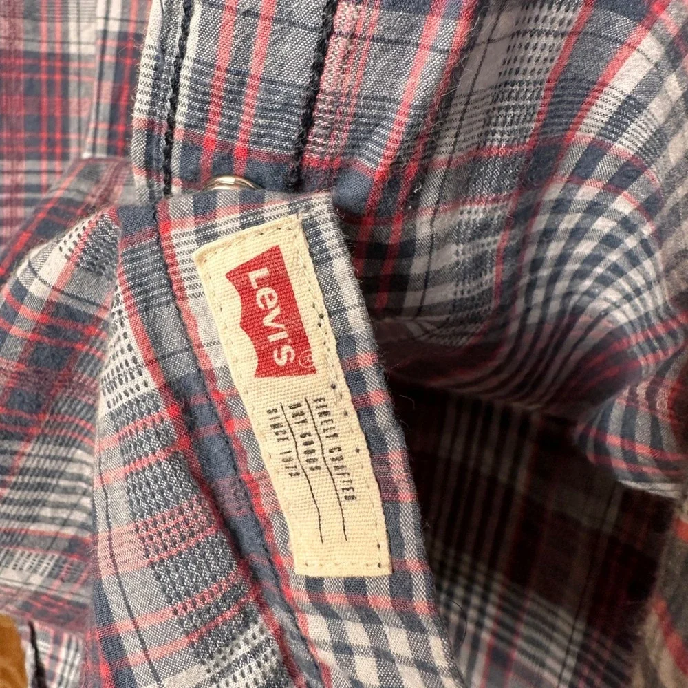 Levis measurements pit