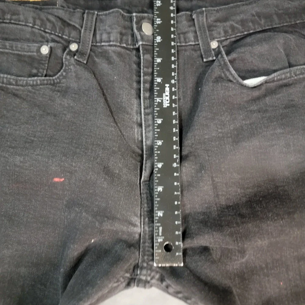 Levis listing user