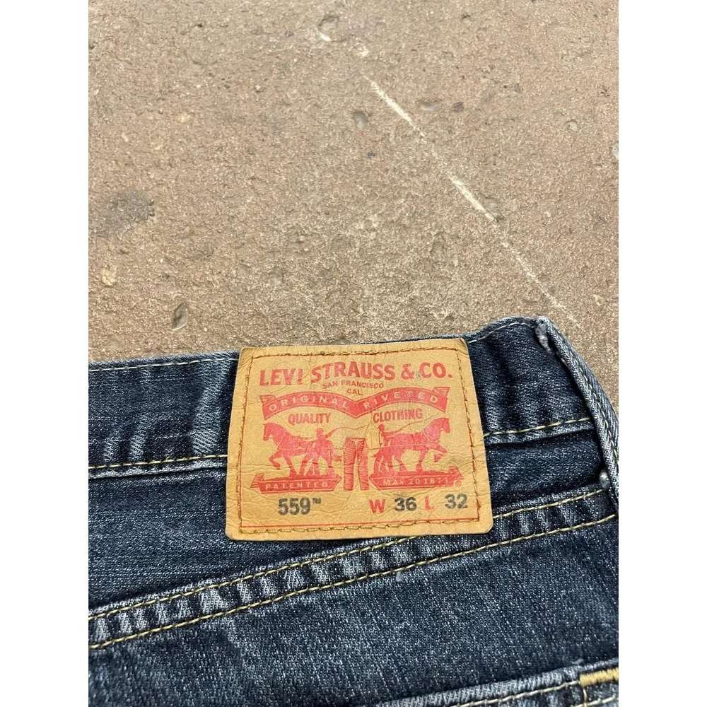 Levis 559 Jeans Mens 36x32 Blue Denim‎ Straight Leg Zip Fly Mid Rise 5-Pocket