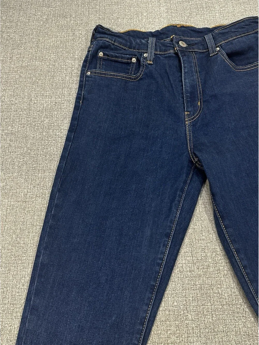 Levis tagged w34