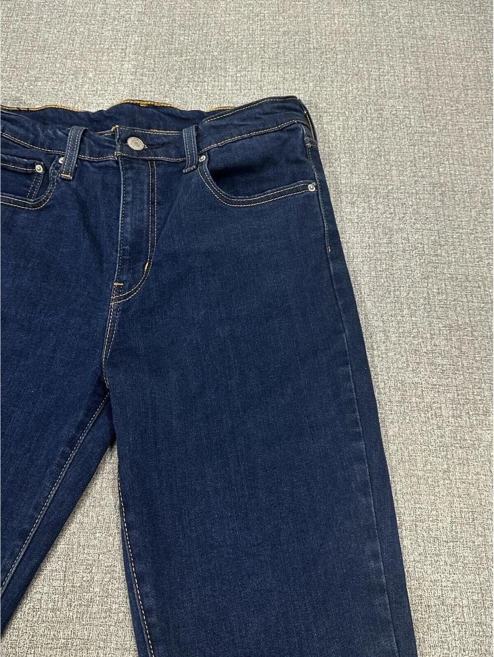Levis tagged w34