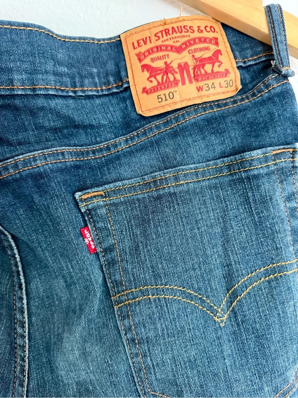 Levis subtle blue
