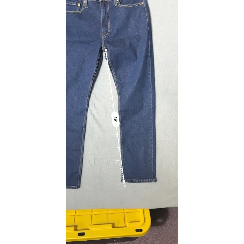 Levis levi 513