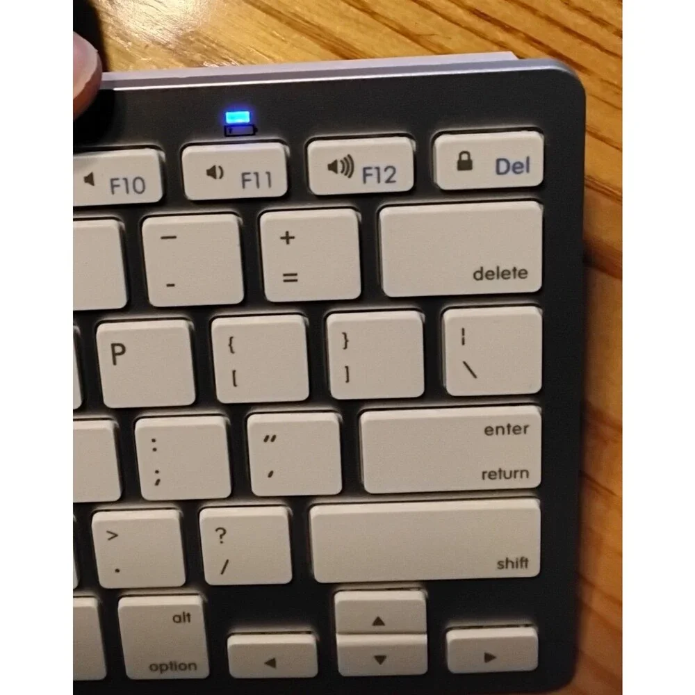 ASUG Bluetooth keyboard