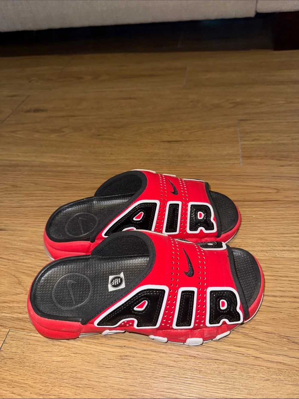 Nike youth slide