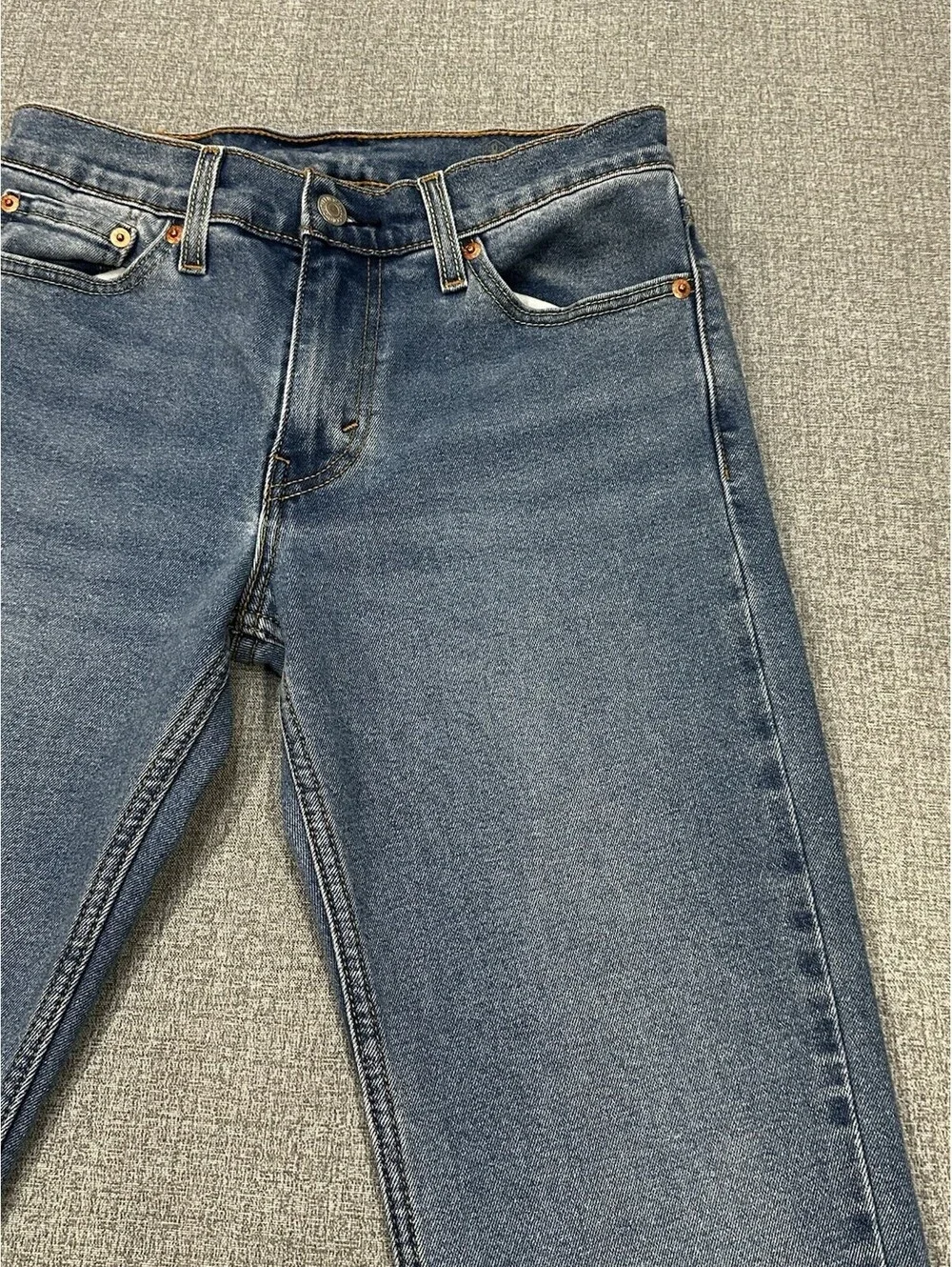 Levi's message cut 29x32