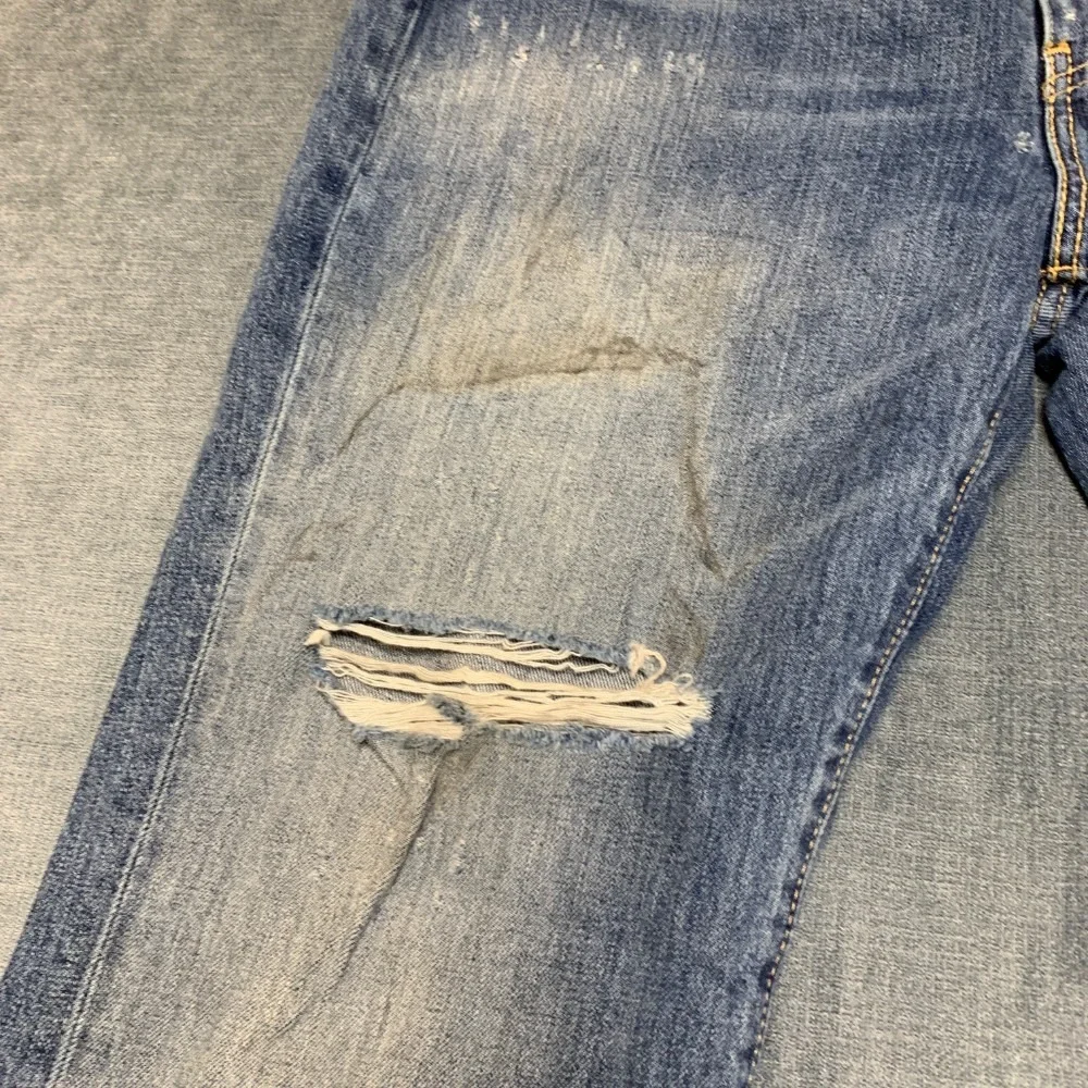 Levis item me