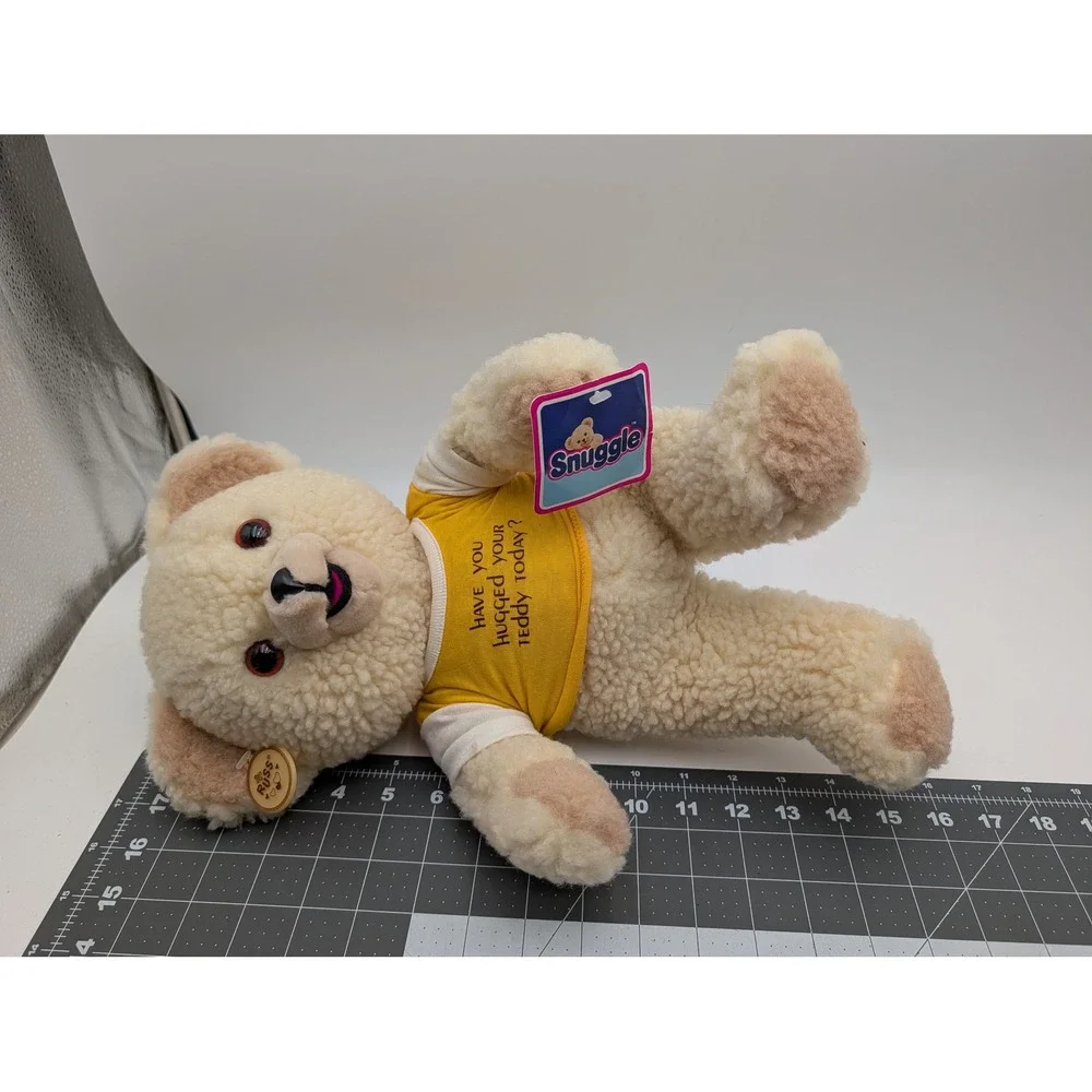 Russ Berrie‎ Snuggle Bear Plush Yellow Shirt Vintage 1986 3146 16 Inch