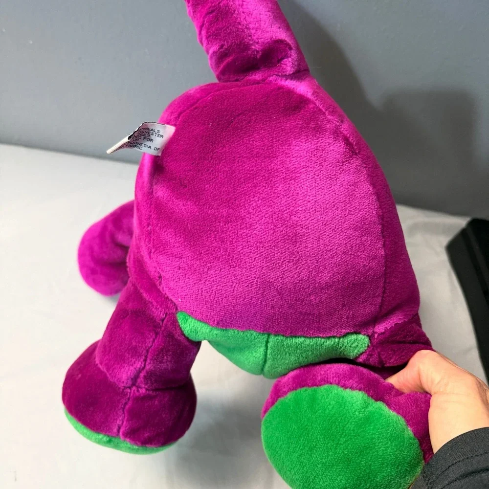 CHRISHA Playful Plush vintage barney