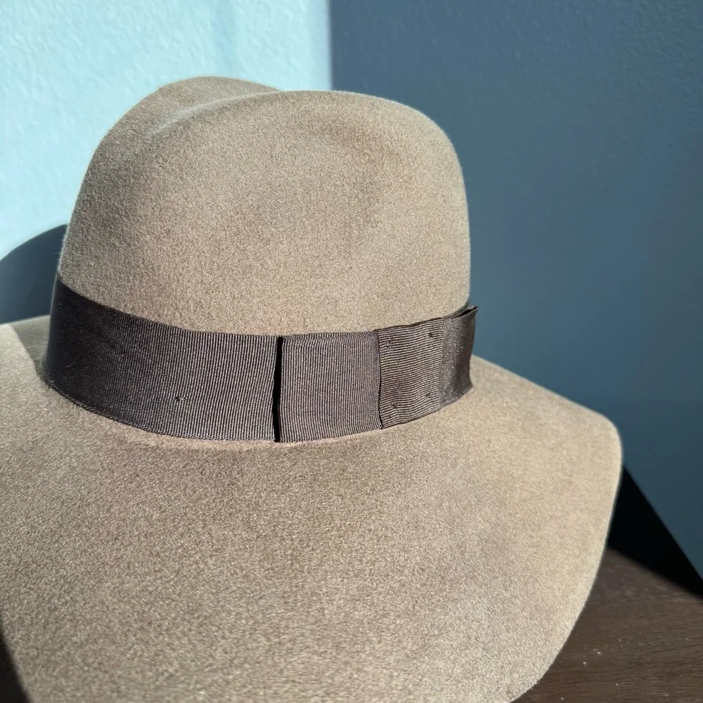 Brixton grosgrain 🤎 wool