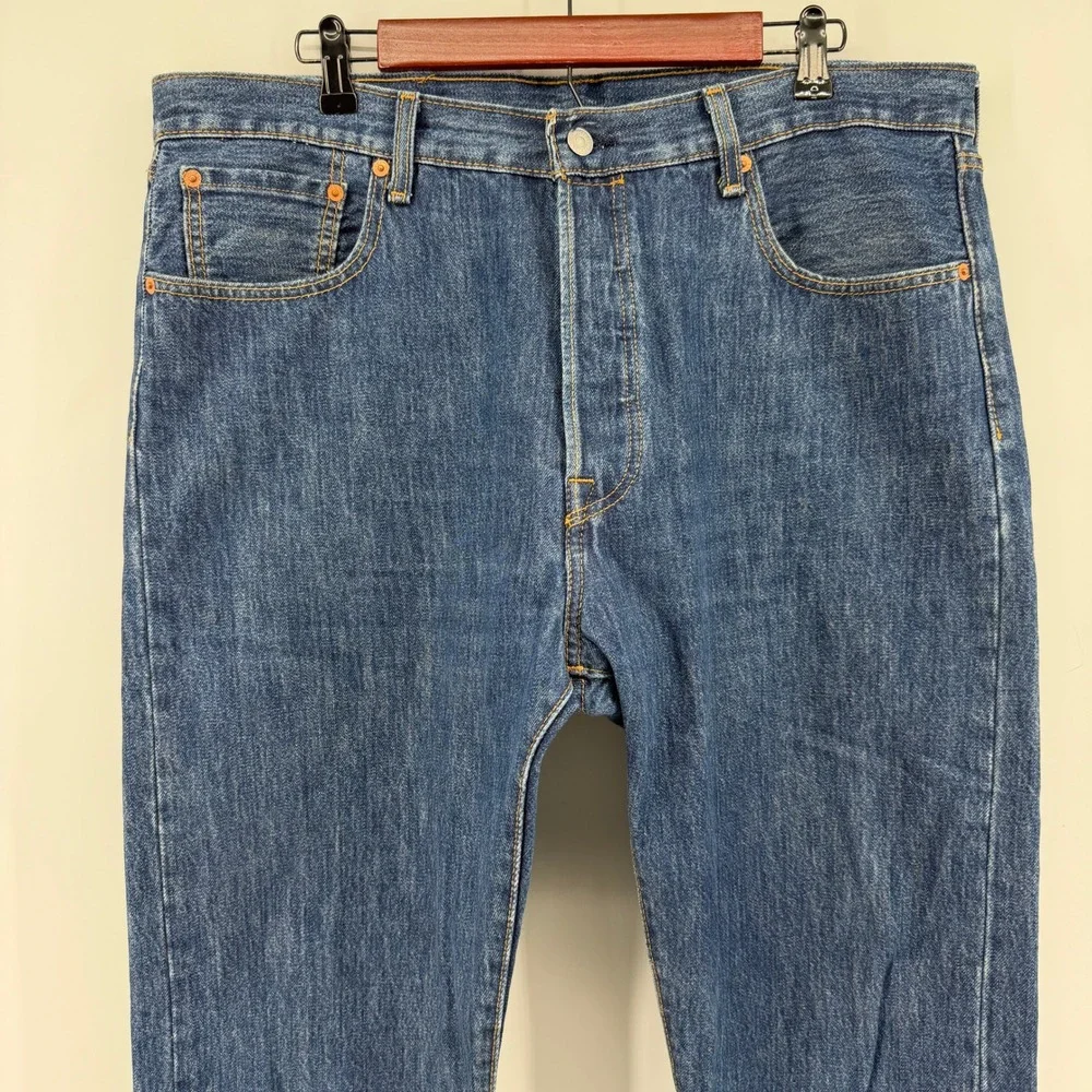 Levi's 501 Original Fit Jeans Mens 38x32 Blue Medium Wash Button Fly Straight